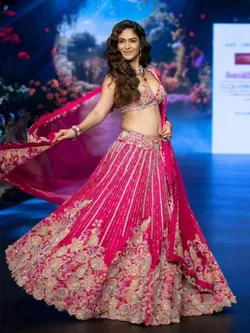 SHOP_BY_CATEGORY_LEHENGAS__Attractive Sister