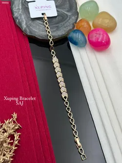 SHOP_BY_CATEGORY_WOMENS_BRACELETS__Aura Bracelets