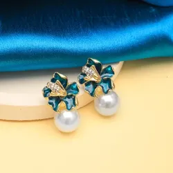 Our_Collections_Stud_Earrings__Aarkshya Adorn
