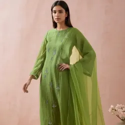 SHOP_BY_COLOUR_EARTHY_NEUTRALS__PAHENAVA 