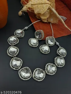 SHOP_BY_CATEGORY_NECKLACE__Lc Jewelz