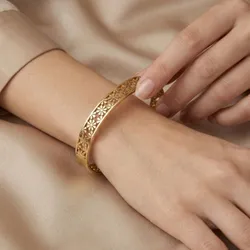 SHOP_BY_CATEGORY_Bracelet__Jhumki