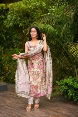 SHOP_BY_CATEGORY_Ethnic_Wear__AESHARA