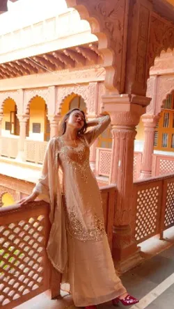 SHOP_BY_CATEGORY_SUITS__MEERA HOUSE