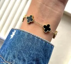 SHOP_BY_CATEGORY_BRACELET__Atristic Allure