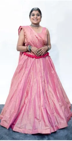 LEHNGA_CHOLI__Jamming With Joy