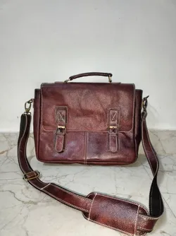 SHOP_BY_CATEGORY_MESSENGER_BAG__SPECIFICA