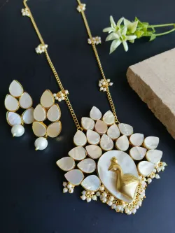 OUR_COLLECTIONS_Necklace__HOUSE OF TIARA