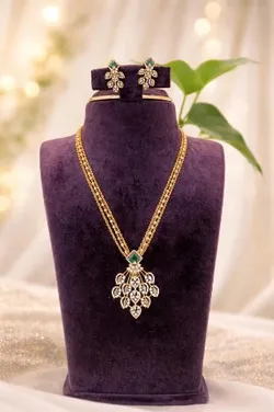 SHOP_BY_CATEGORY_NECKLACE__SWARNAMANDIRA