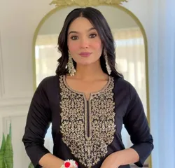 SHOP_BY_CATEGORY_KURTA_SETS__ZARI WEAVE