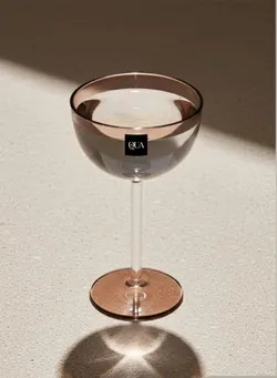 SHOP_BY_CATEGORY_Coupe_glasses__QUA