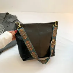 SHOP_BY_CATEGORY_Travel_Bag__blashyslashy