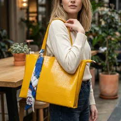 SHOP_BY_CATEGORY_Tote__Store Name