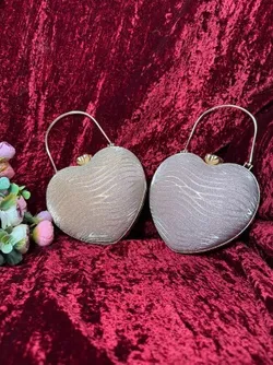 SHOP_BY_CATEGORY_CLUTCH_BAG__Sirazo