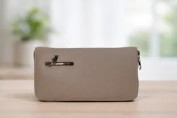 SHOP_BY_CATEGORY_Wallet__Store Name