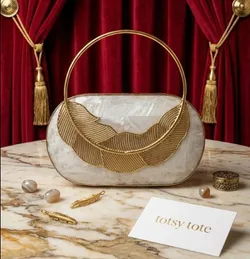 SHOP_BY_CATEGORY__LUXE_CLUTCH__Totsy Tote