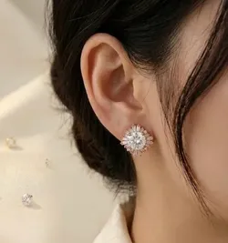 SHOP_BY_CATEGORY_EARRINGS__Aymora Jewelss