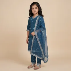 SHOP_BY_CATEGORY_SALWAR_SUIT_SET__Feliz