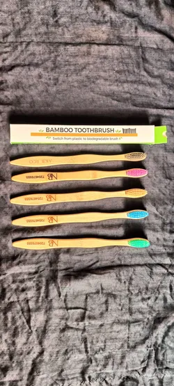 SHOP_BY_CATEGORY_MANUAL_TOOTHBRUSHES__NACHURE BLISS 