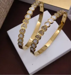 SHOP_BY_CATEGORY_BANGLE__Neofashy