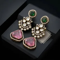 SHOP_BY_CATEGORY_INDIAN_EARRINGS__Neofashy