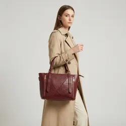 SHOP_BY_CATEGORY_TOTE__Leather Craft