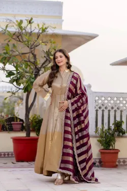 LATEST_TRENDS_Gown__Lavish vastra