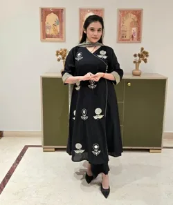 SHOP_BY_CATEGORY_KURTA_SET__KYRA ETHNICS