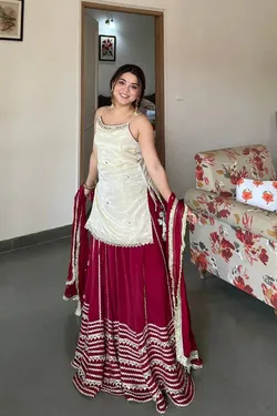 SHOP_BY_CATEGORY_LEHENGA_CHOLI__WEAVIQAE