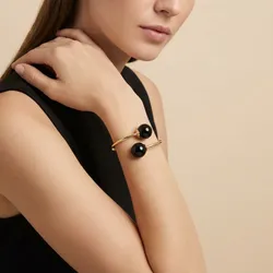 SHOP_BY_CATEGORY_BRACELET__Merald Curio