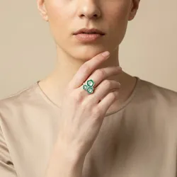 SHOP_BY_CATEGORY_RING__Merald Curio