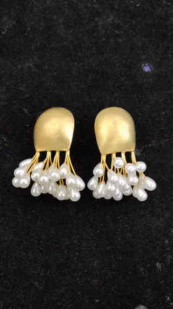 SHOP_BY_CATEGORY_EARRINGS__THE BLING