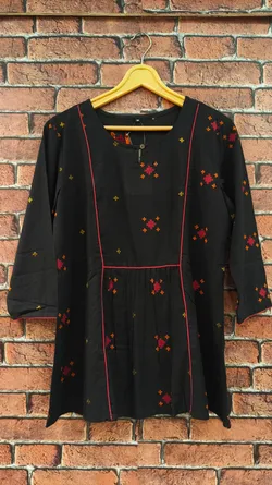 SHOP_BY_CATEGORY_Kurtas__THE WOMEN PLUS