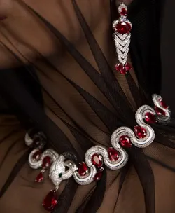 COLLECTIONS_QUEEN_GAMBIT__OORMII JEWELS