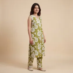 SHOP_BY_CATEGORY_KURTA_SET__Label Insa