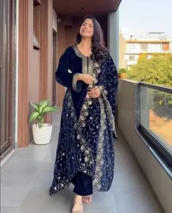 SHOP_BY_CATEGORY_KURTA_SET__IRAAYAE 