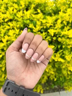 SHOP_BY_CATEGORY_PRESS_ON_NAILS__Wigvibes 