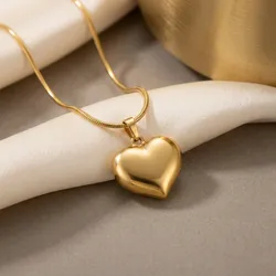 SHOP_BY_CATEGORY_PENDANTS__MD JWELLERY