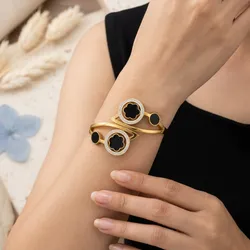SHOP_BY_CATEGORY_BRACELET__Orrivia 