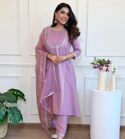 SHOP_BY_CATEGORY_KURTI_SET__URBAN NAKHRE