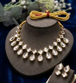 SHOP_BY_CATEGORY_NECKLACE__DHIVARA