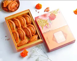 SHOP_BY_CATEGORY_SWEETS__Nathus