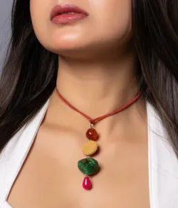 Adorn_Your_World_NECKLACE__LOOK AND ADORN