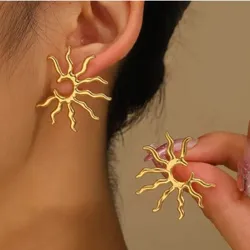 Top_Categories_Earrings__THE URBAN KRAFT 