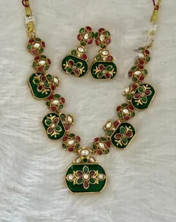 Top_Categories_Necklace_Sets__THE URBAN KRAFT 