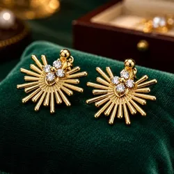 ADORN_YOURSELF_EARRING__OMAAYA