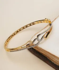 SHOP_BY_COLLECTION_BRACELET__TEMPLE DOLLAR