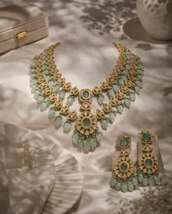Adorn_Yourself_Festive_And_Bridal___HOUSE OF NIRVAE