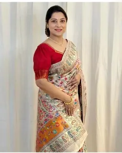 Drape_Your_Story_Floral__GAJJKESARIWORLD 