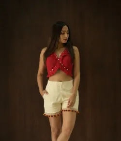 Wear_Your_Story_SHORTS__Dora